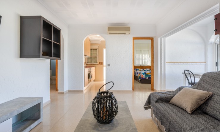 Wederverkoop - Detached villa - Torrevieja - Urbanización San Luis