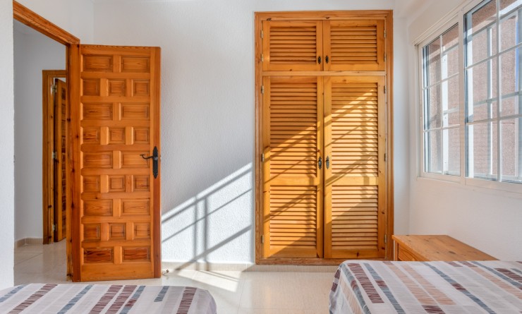 Wederverkoop - Detached villa - Torrevieja - Urbanización San Luis