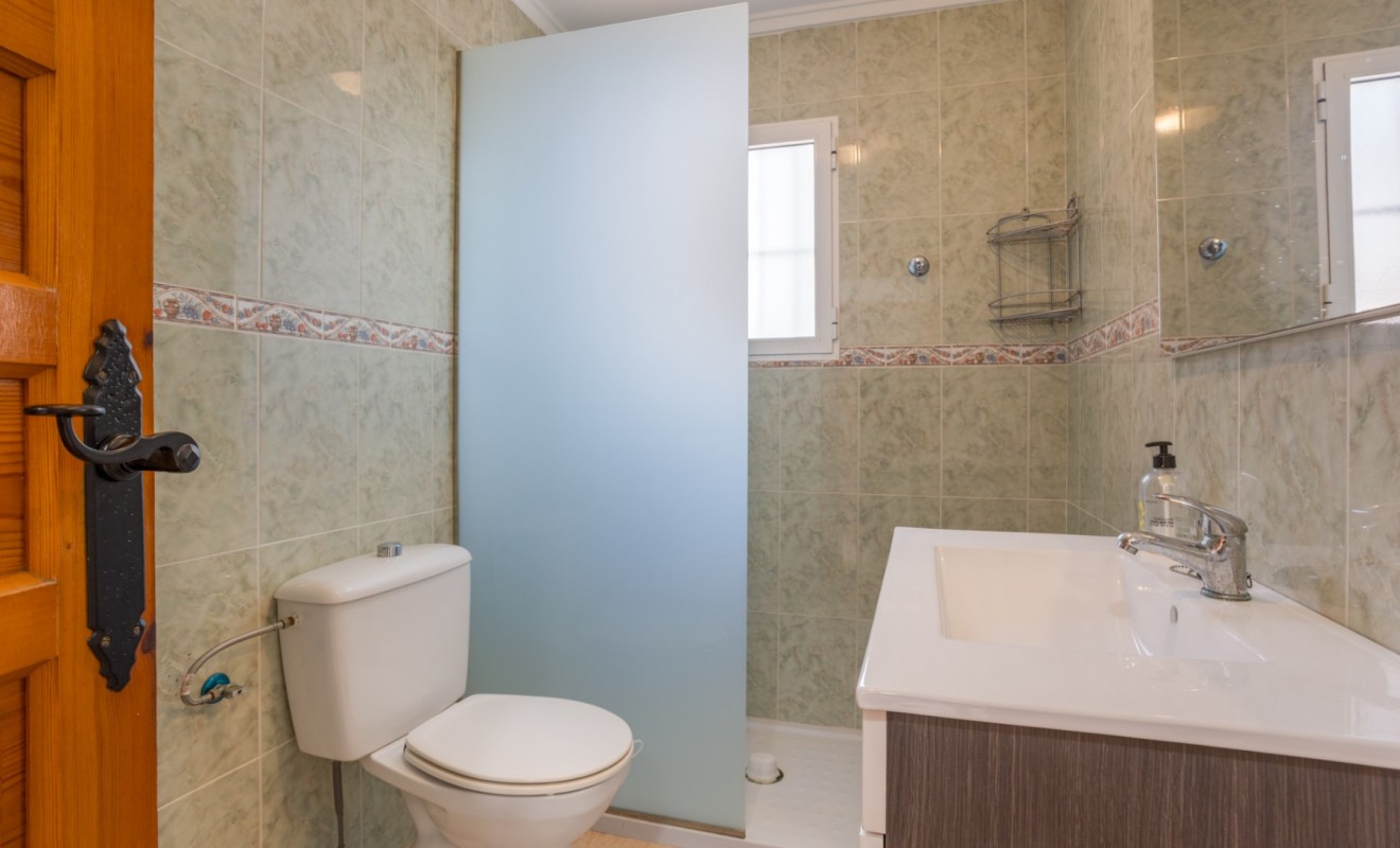 Wederverkoop - Detached villa - Torrevieja - Urbanización San Luis