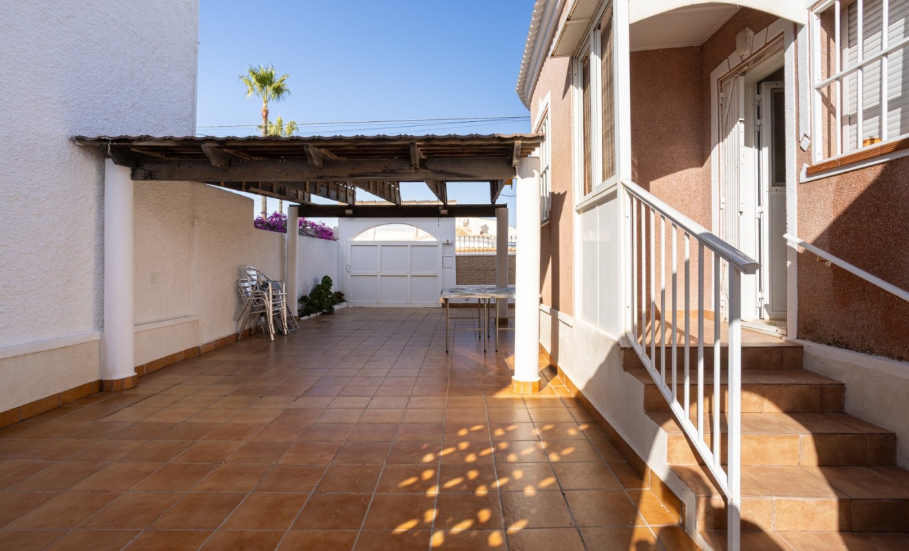 Wederverkoop - Detached villa - Torrevieja - Urbanización San Luis