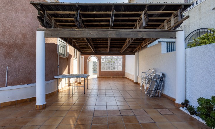 Wederverkoop - Detached villa - Torrevieja - Urbanización San Luis