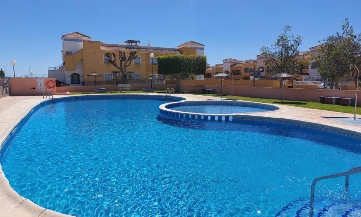 Revente - Apartment flat - Los Montesinos - La herrada