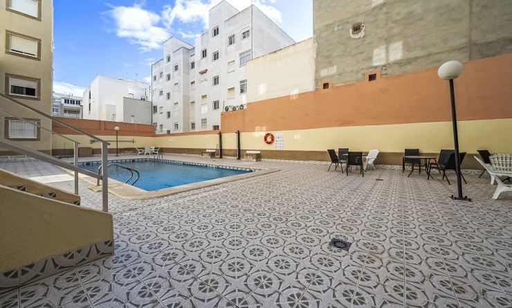 Wederverkoop - Apartamento - Torrevieja - Centro