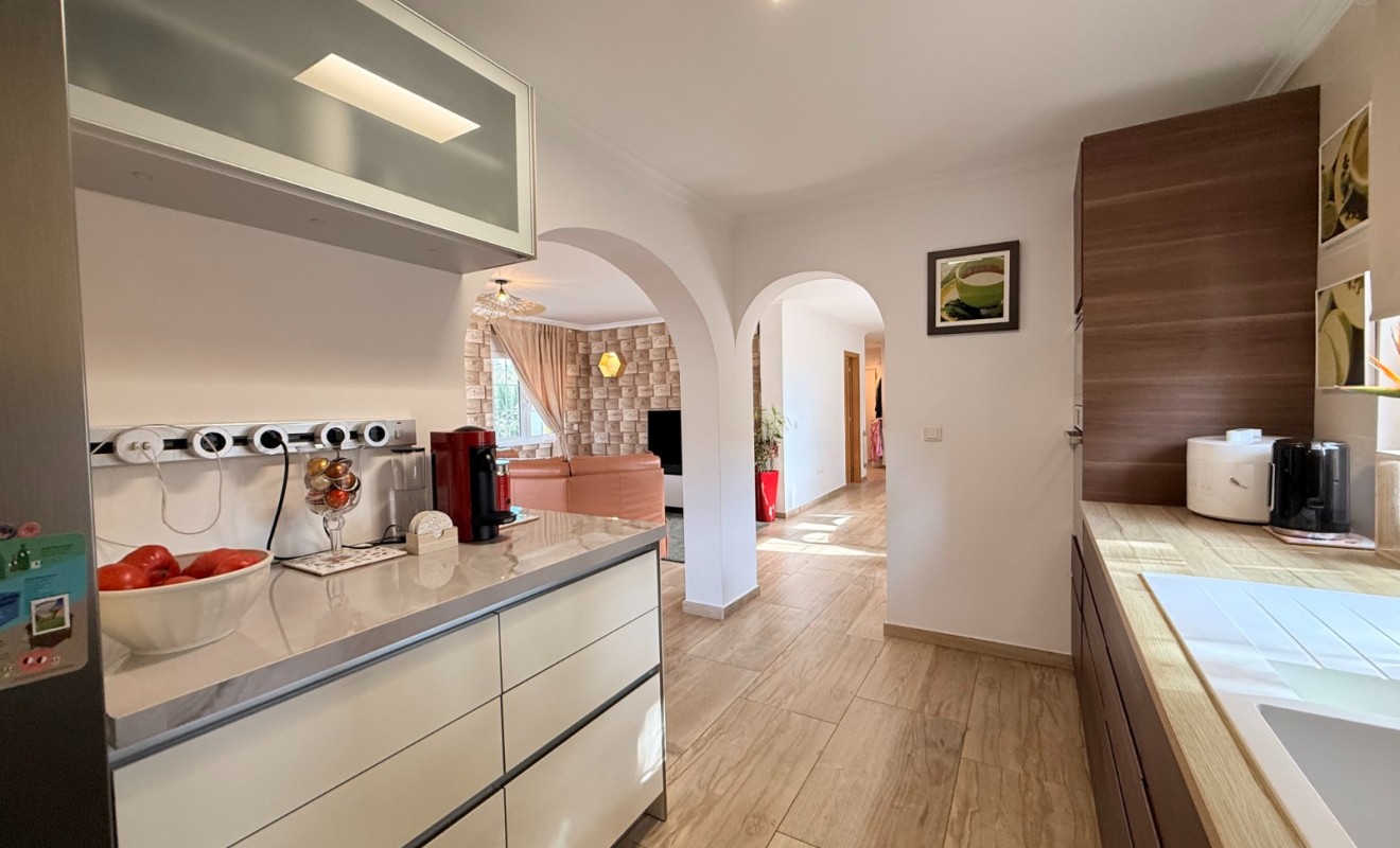 Wederverkoop - Chalet independiente - Denia - Les Marines - Las Marinas
