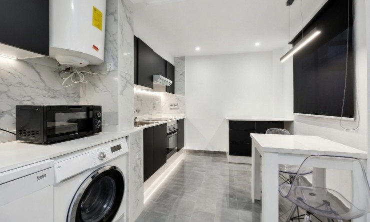 Wederverkoop - Appartement - Torrevieja - Centro