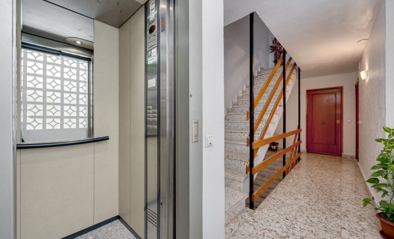 Wederverkoop - Appartement - Torrevieja - Centro