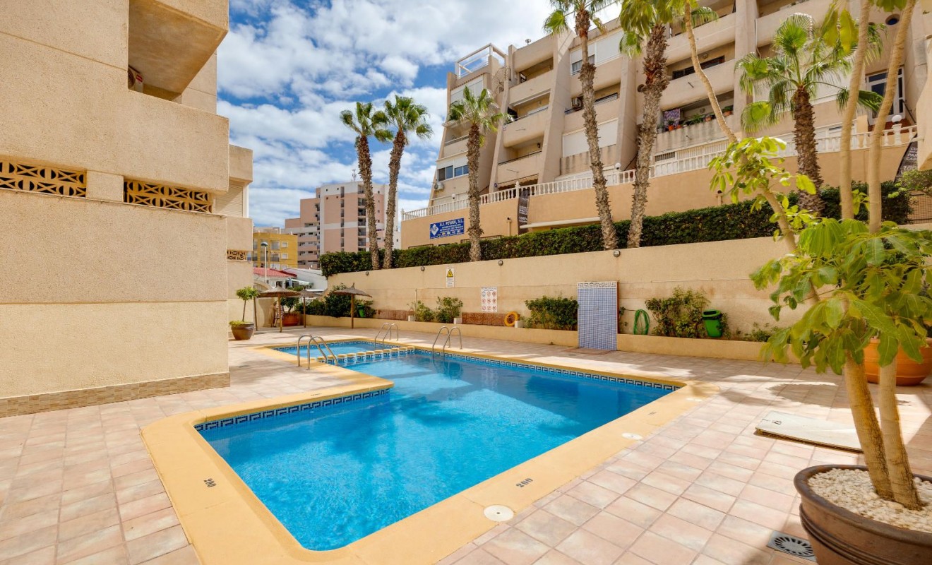 Revente - Appartement - Torrevieja - La Mata