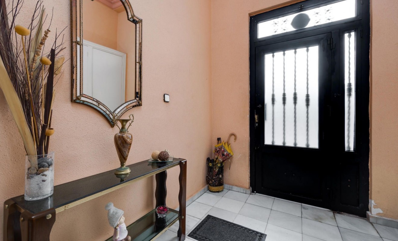 Revente - Appartement - Torrevieja - Centro - Muelle Pesquero
