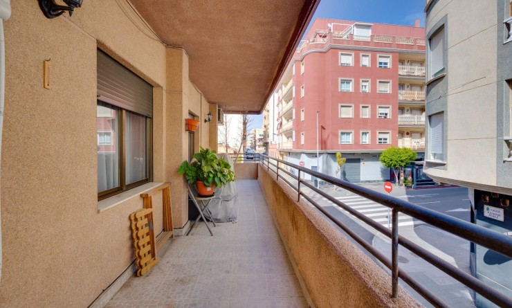 Revente - Appartement - Torrevieja - Centro - Muelle Pesquero