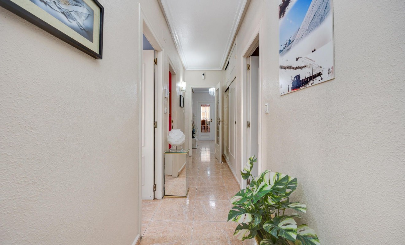 Revente - Appartement - Torrevieja - Centro - Muelle Pesquero