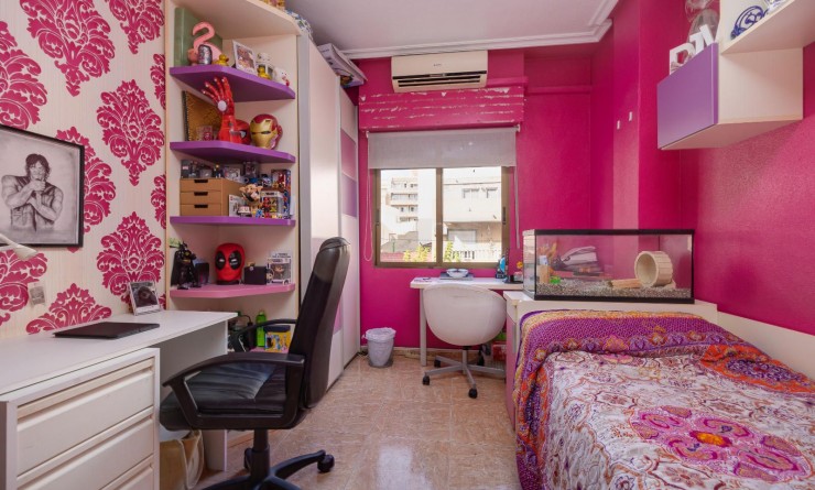 Revente - Appartement - Torrevieja - Centro - Muelle Pesquero