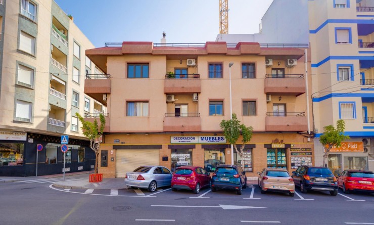 Revente - Appartement - Torrevieja - Centro - Muelle Pesquero