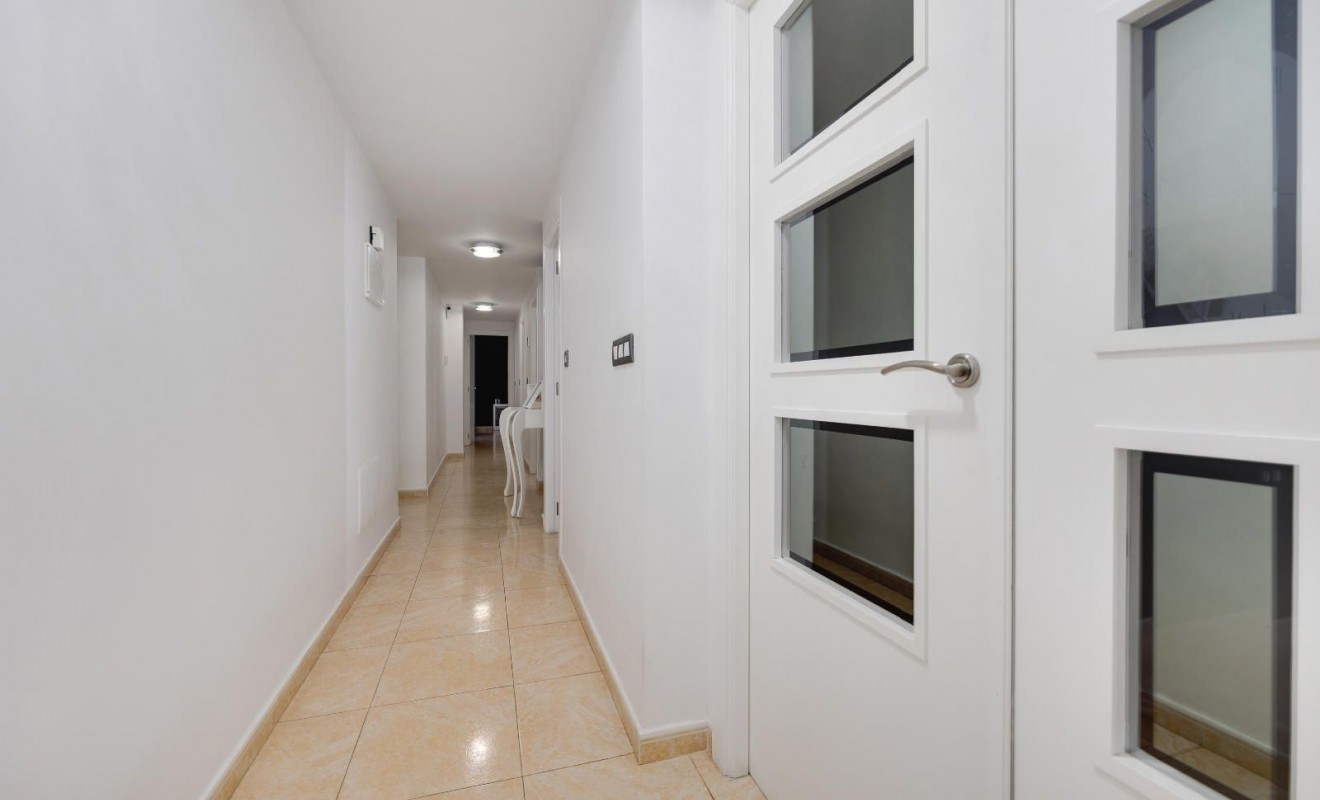 Wederverkoop - Appartement - Torrevieja - Centro - Muelle Pesquero