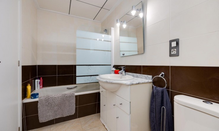 Wederverkoop - Appartement - Torrevieja - Centro - Muelle Pesquero