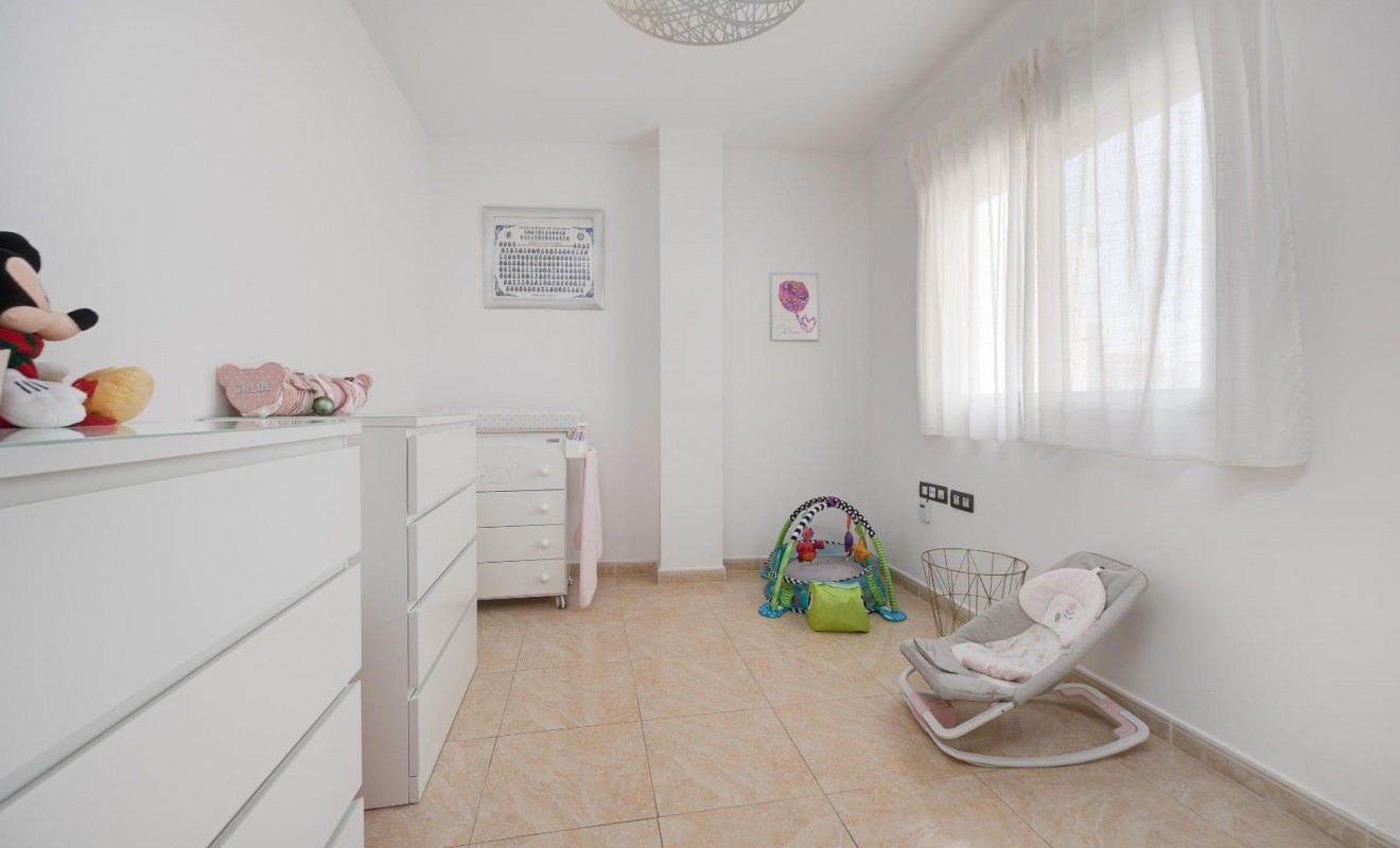 Wederverkoop - Appartement - Torrevieja - Centro - Muelle Pesquero