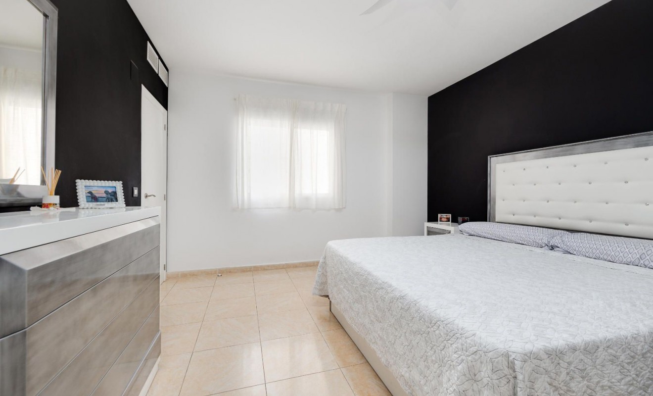 Wederverkoop - Appartement - Torrevieja - Centro - Muelle Pesquero