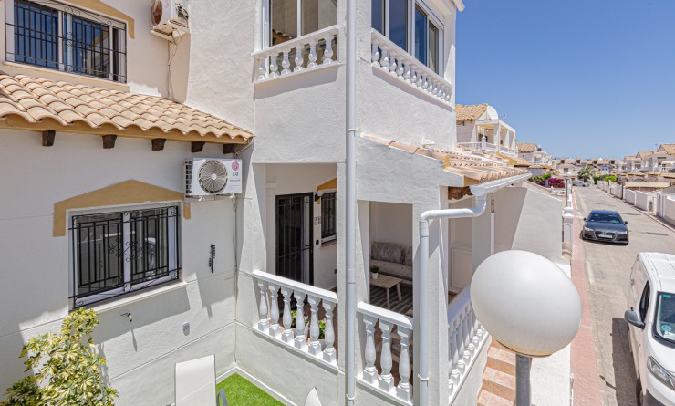Sale - Town House - Los Altos