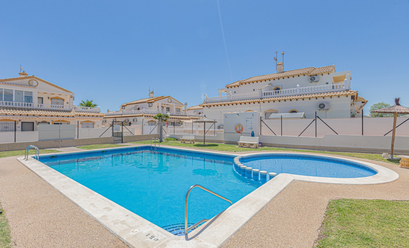 Sale - Town House - Los Altos