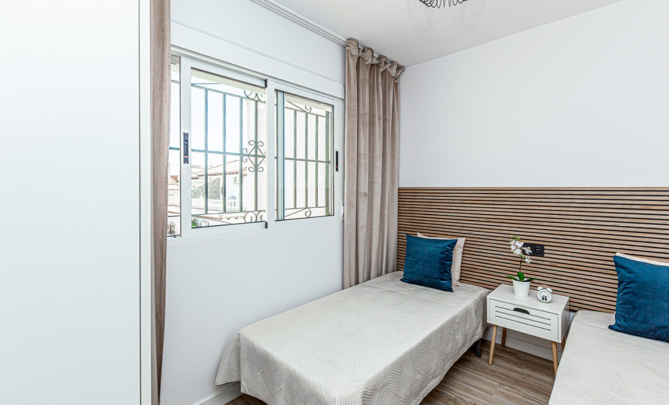 Sale - Town House - Los Altos