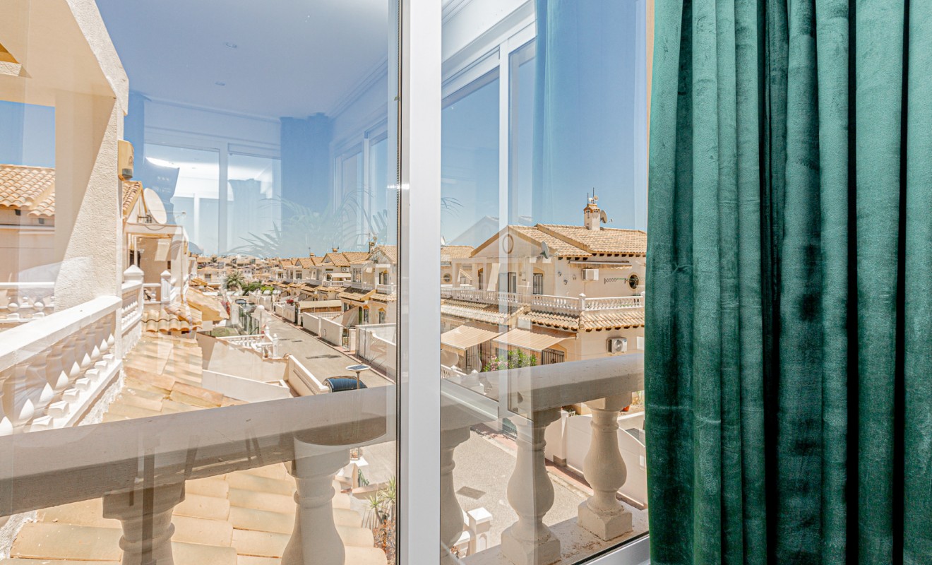 Sale - Town House - Los Altos