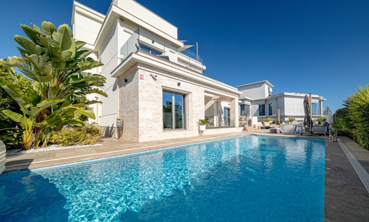 Wederverkoop - Villa - La Zenia - Beachside