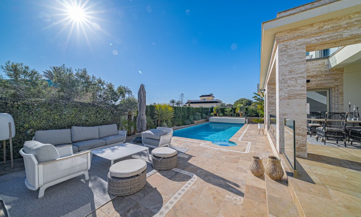 Wederverkoop - Villa - La Zenia - Beachside