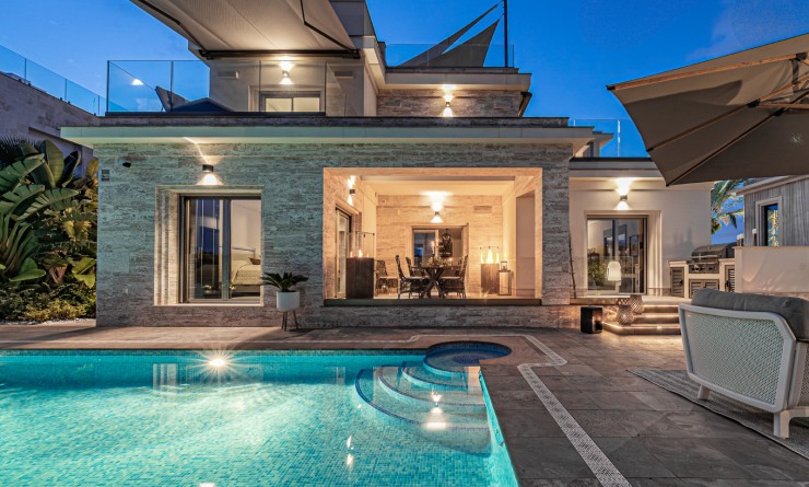 Wederverkoop - Villa - La Zenia - Beachside