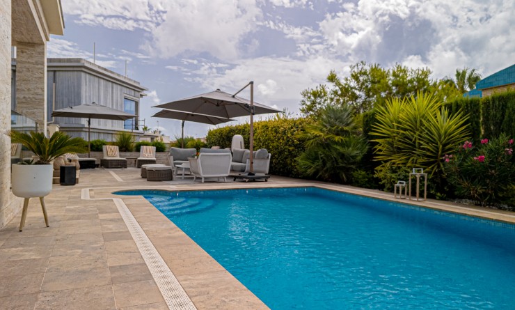 Wederverkoop - Villa - La Zenia - Beachside