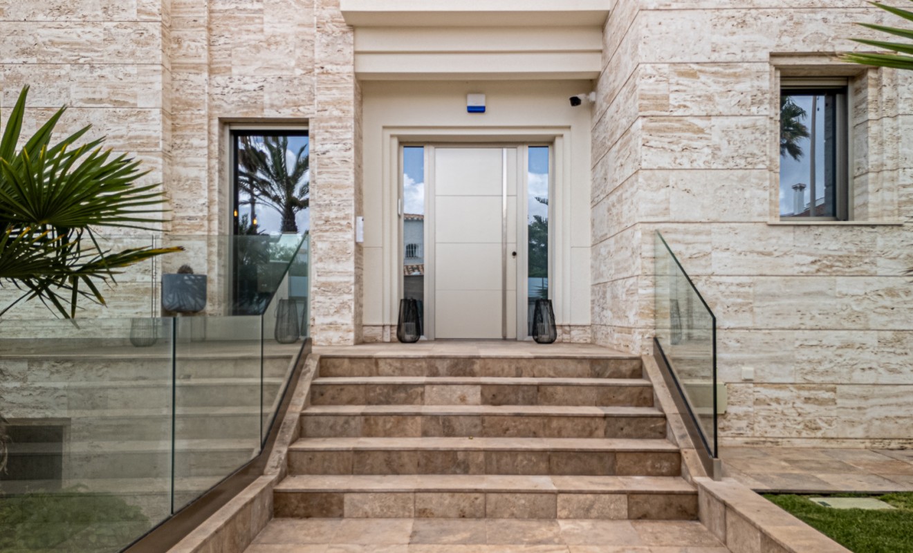 Wederverkoop - Villa - La Zenia - Beachside