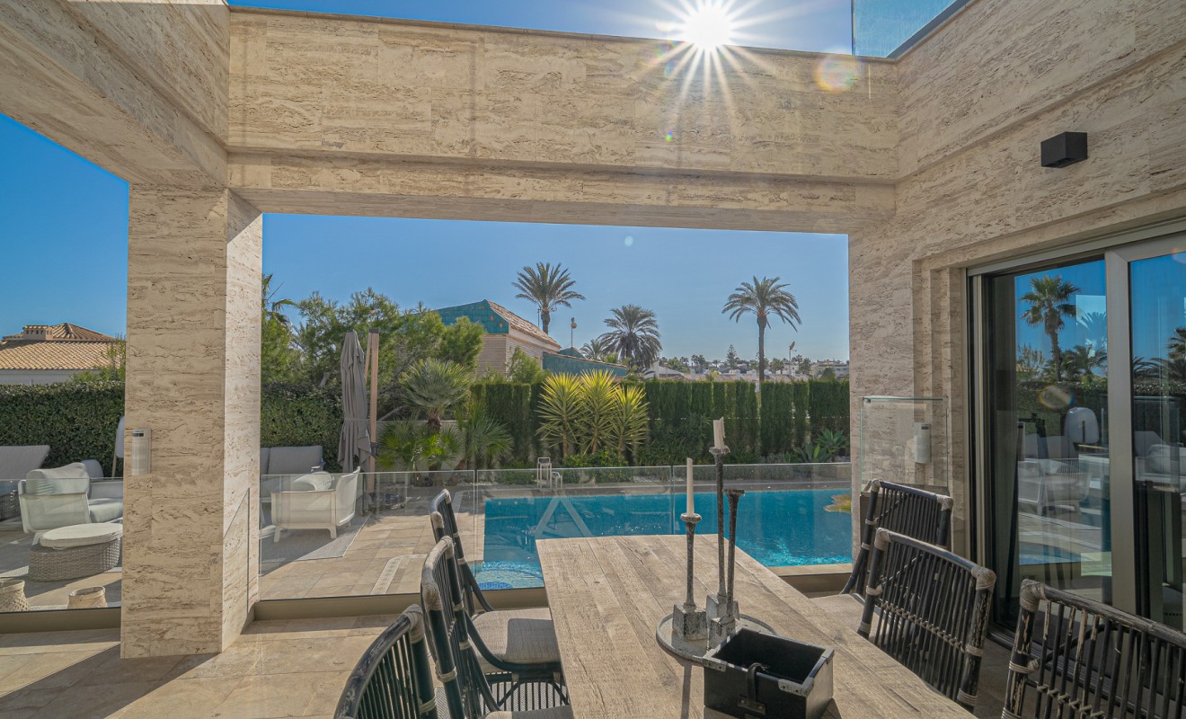 Wederverkoop - Villa - La Zenia - Beachside