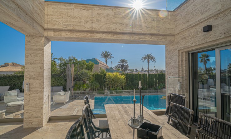 Wederverkoop - Villa - La Zenia - Beachside