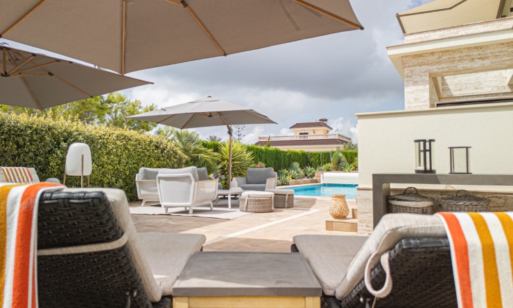 Wederverkoop - Villa - La Zenia - Beachside