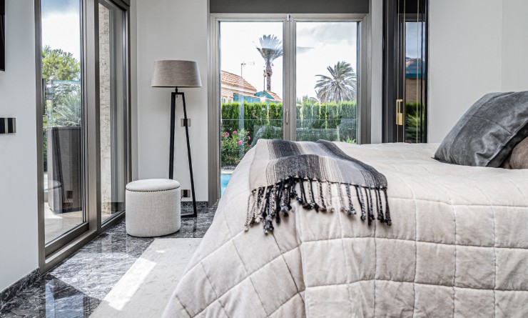 Wederverkoop - Villa - La Zenia - Beachside