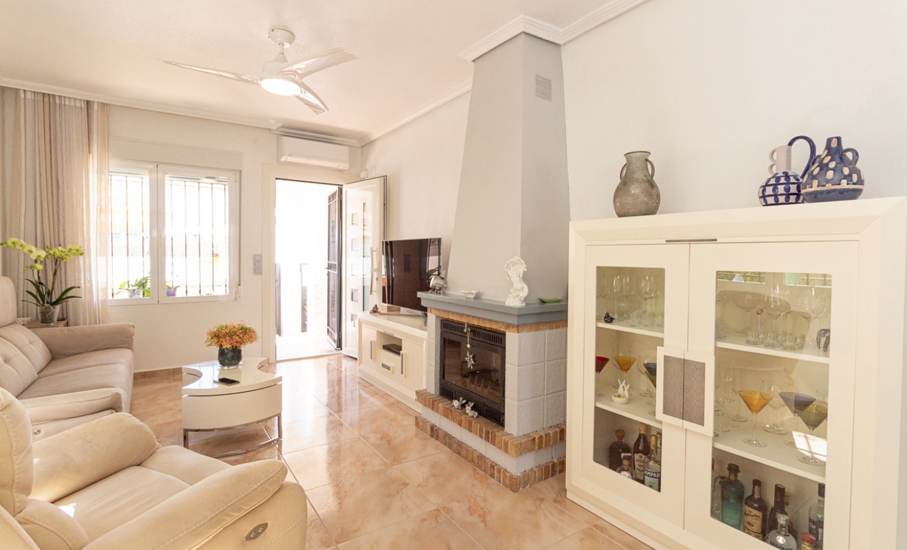 Wederverkoop - Semi Detached Villa - La Zenia