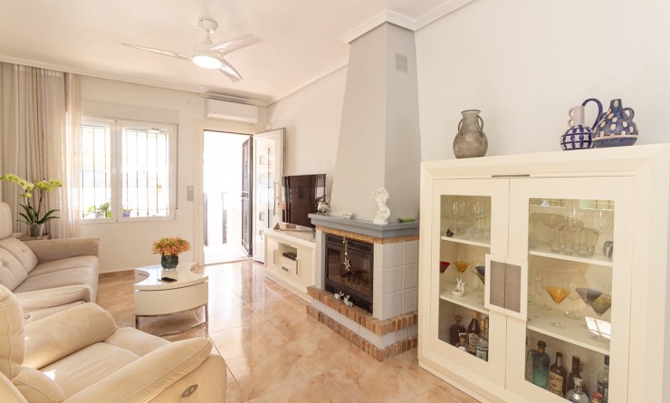 Wederverkoop - Semi Detached Villa - La Zenia