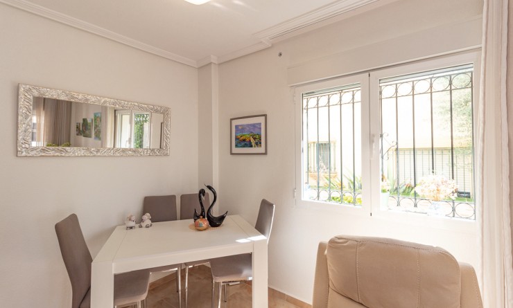 Wederverkoop - Semi Detached Villa - La Zenia