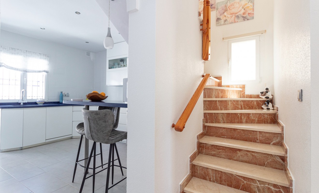 Wederverkoop - Semi Detached Villa - La Zenia