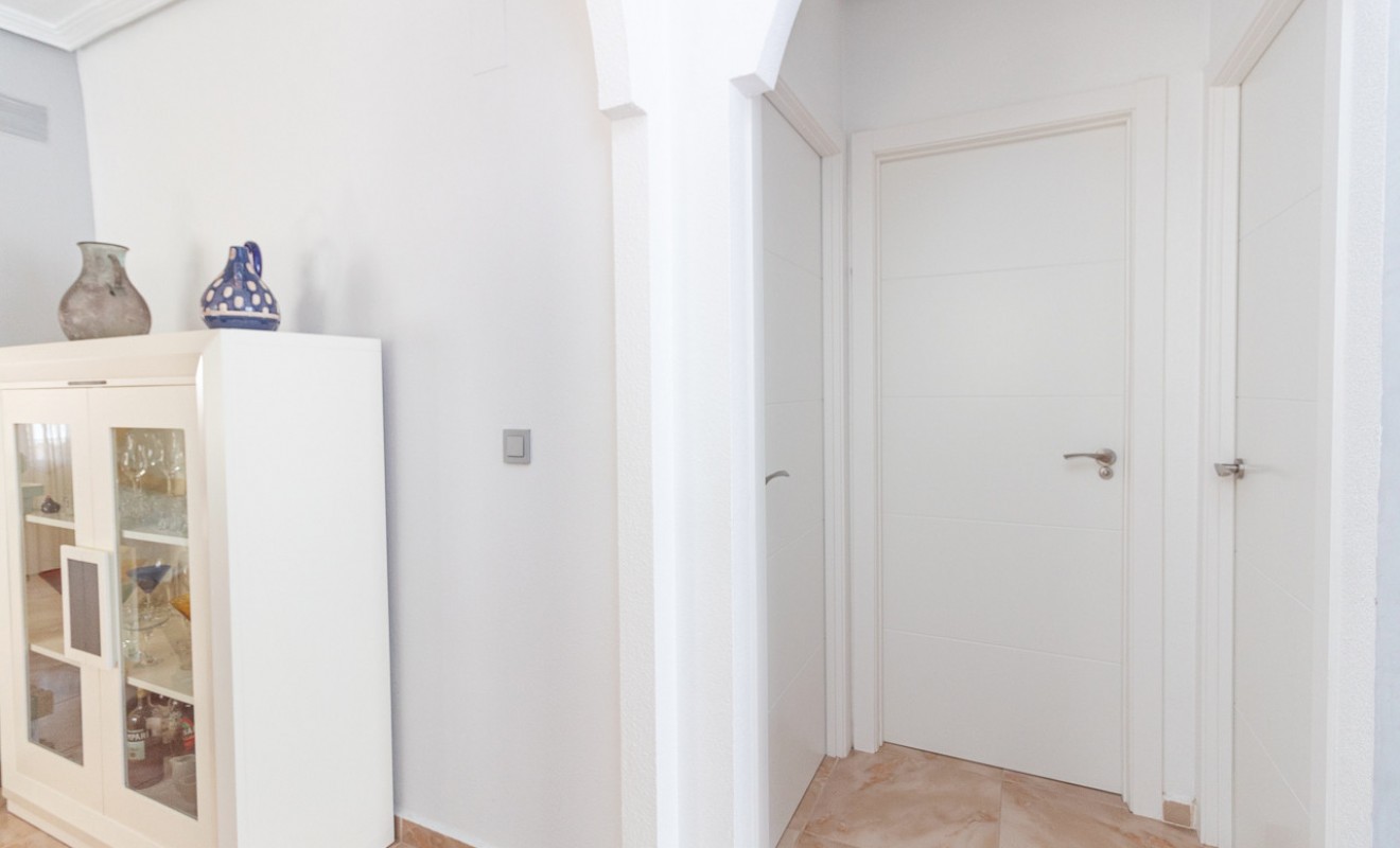 Wederverkoop - Semi Detached Villa - La Zenia