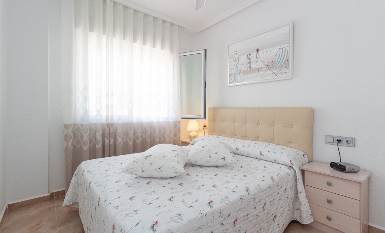 Wederverkoop - Semi Detached Villa - La Zenia