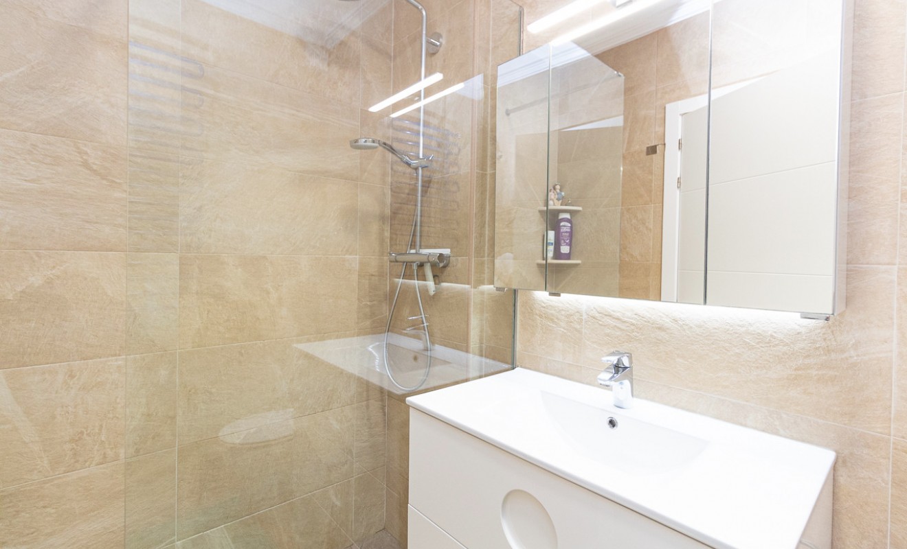 Wederverkoop - Semi Detached Villa - La Zenia