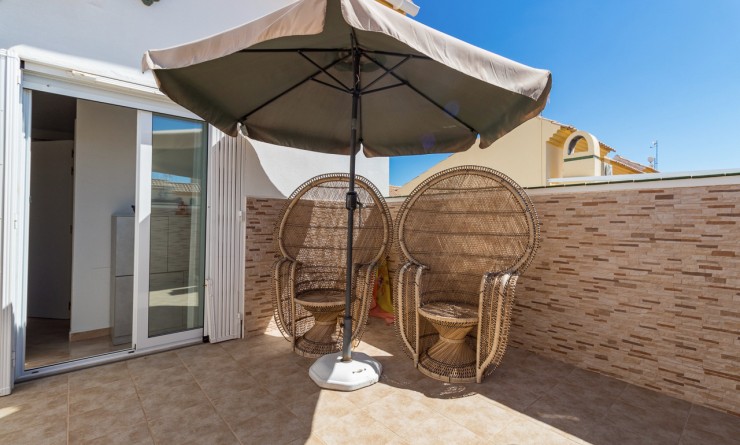 Wederverkoop - Semi Detached Villa - La Zenia