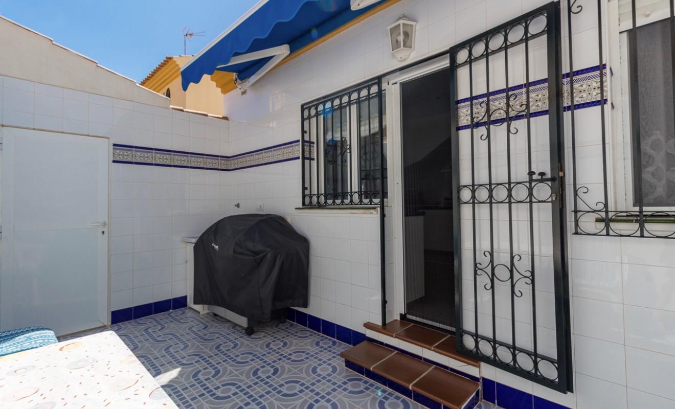 Wederverkoop - Semi Detached Villa - La Zenia