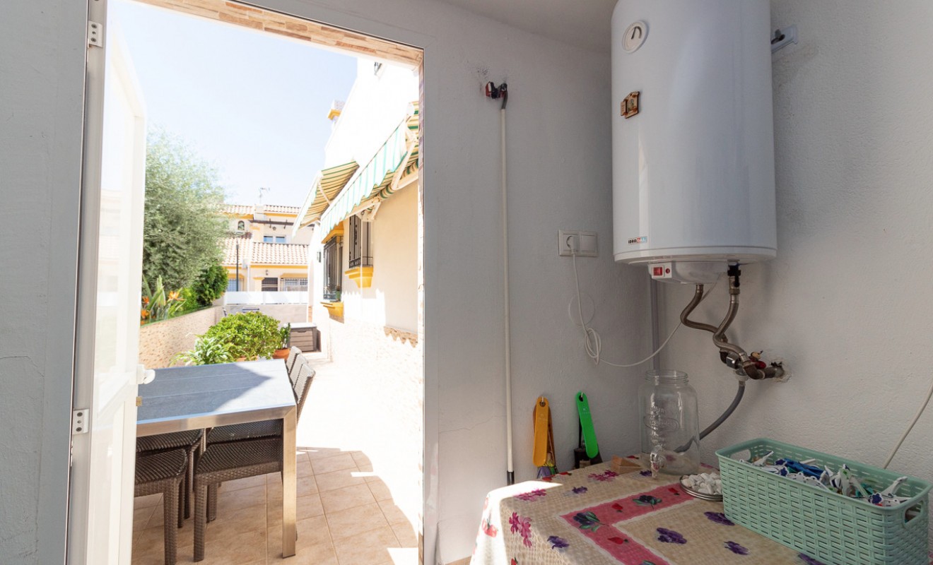 Wederverkoop - Semi Detached Villa - La Zenia