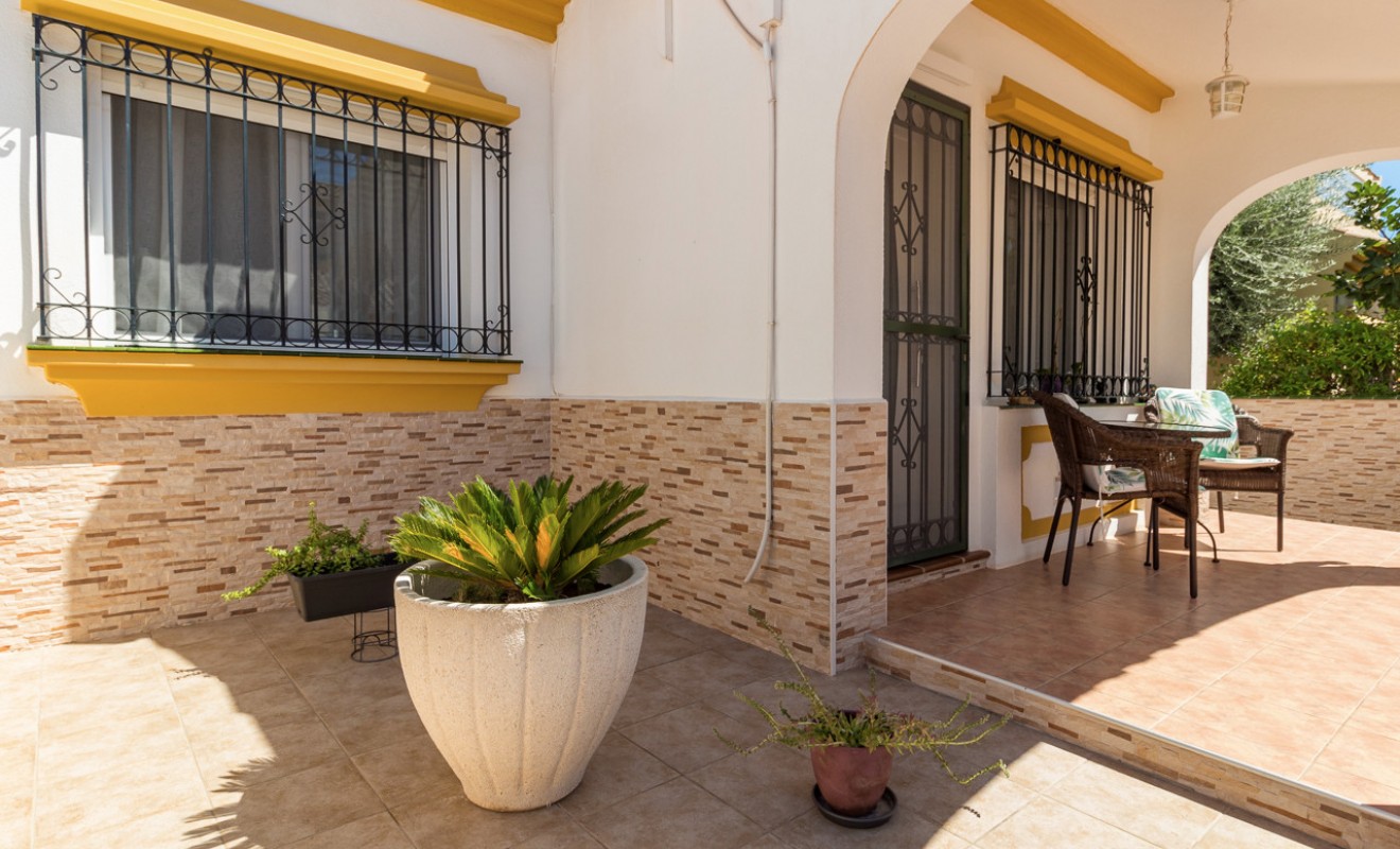 Wederverkoop - Semi Detached Villa - La Zenia