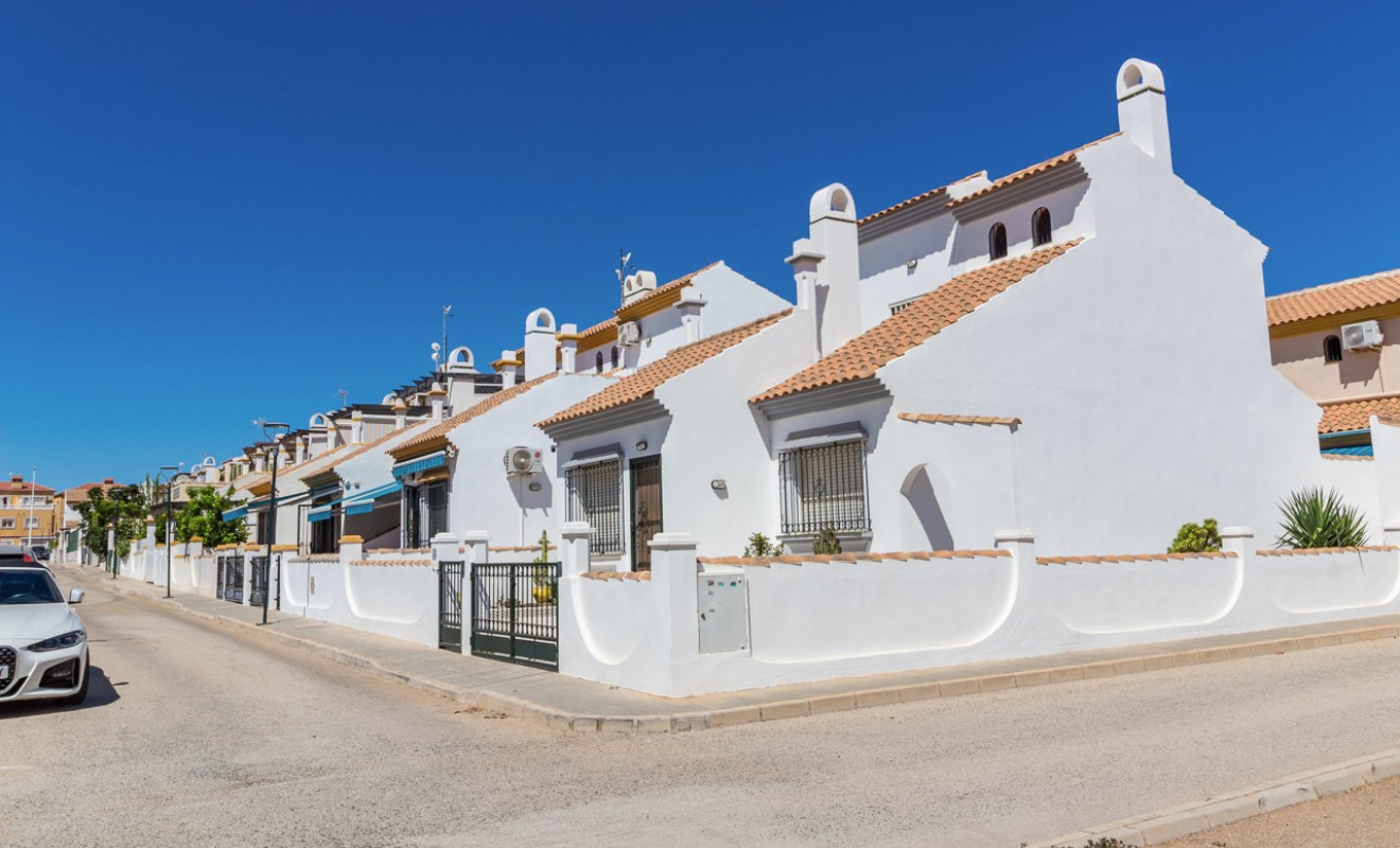 Wederverkoop - Semi Detached Villa - La Zenia