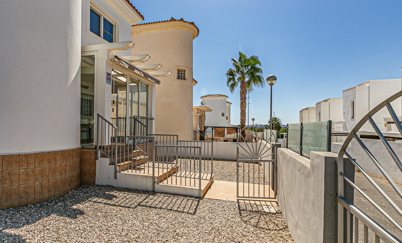 Sale - Villa - La Marina