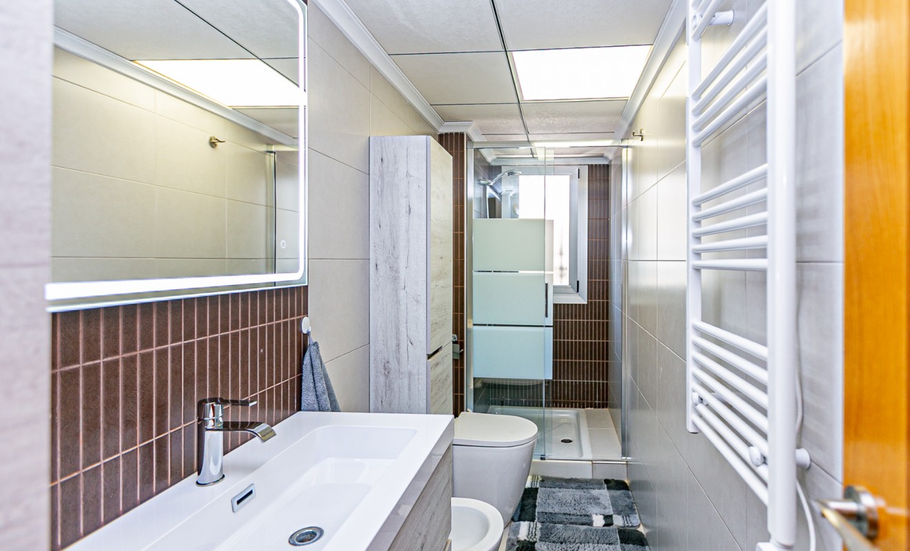 Wederverkoop - Town House - Guardamar del Segura