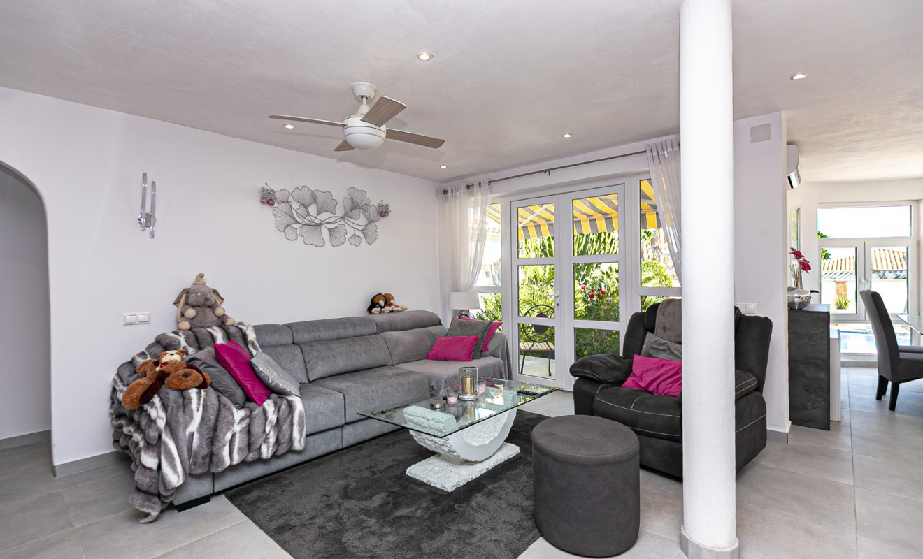 Wederverkoop - Villa - Campoamor - Lomas de Don Juan