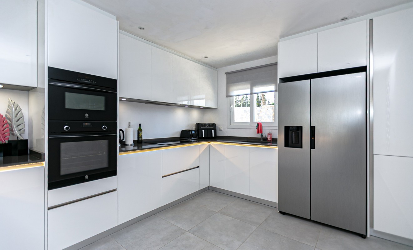 Wederverkoop - Villa - Campoamor - Lomas de Don Juan