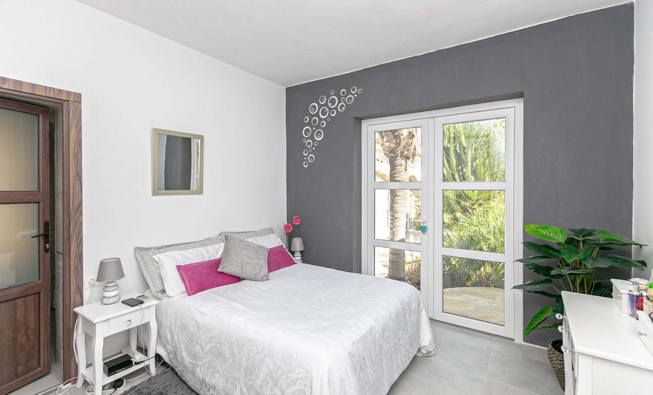 Wederverkoop - Villa - Campoamor - Lomas de Don Juan